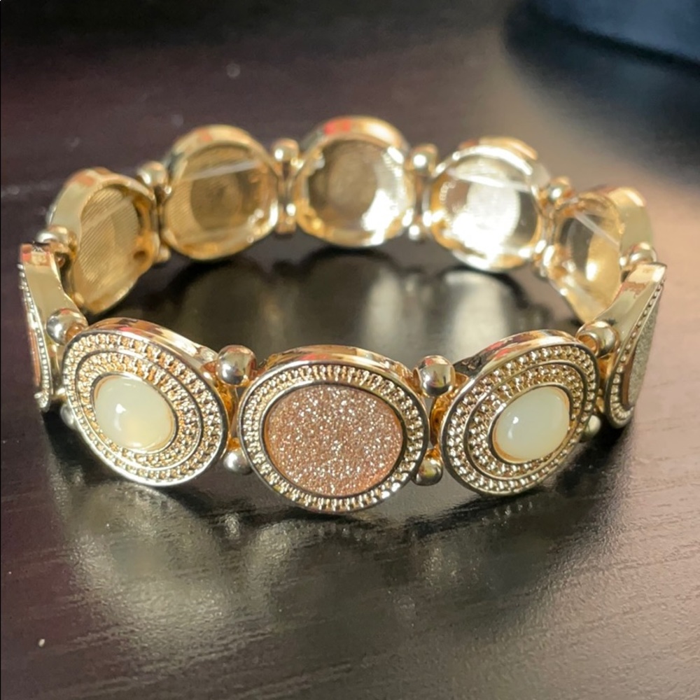 Gold costume jewelry bracelet